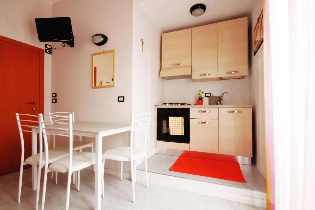 아파트 Residence Villa Milena 벨레지아아지마리나